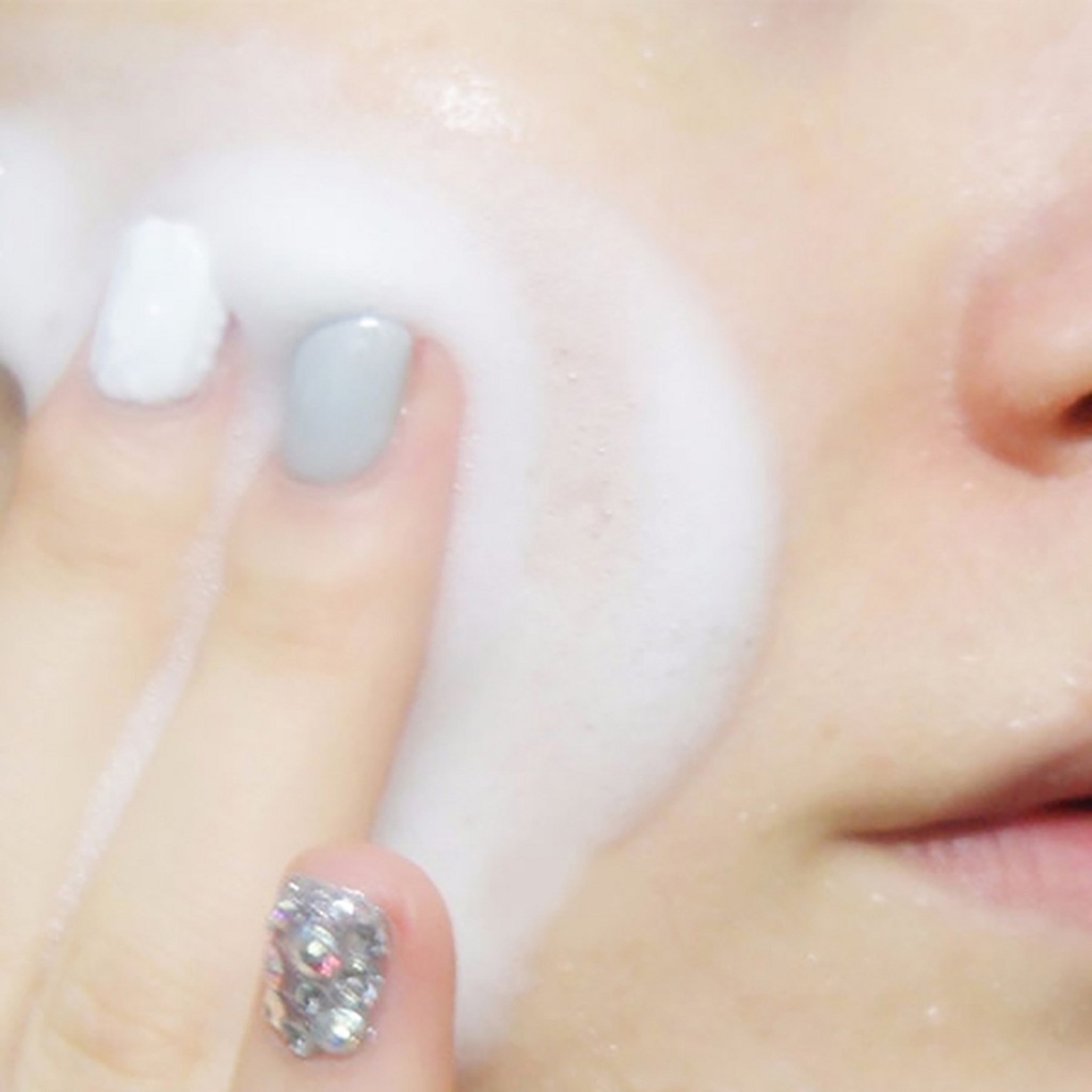 https://www.celmadekorea.com/wp-content/uploads/2023/06/SKU_2O32090_4L9F3J1_5.jpg